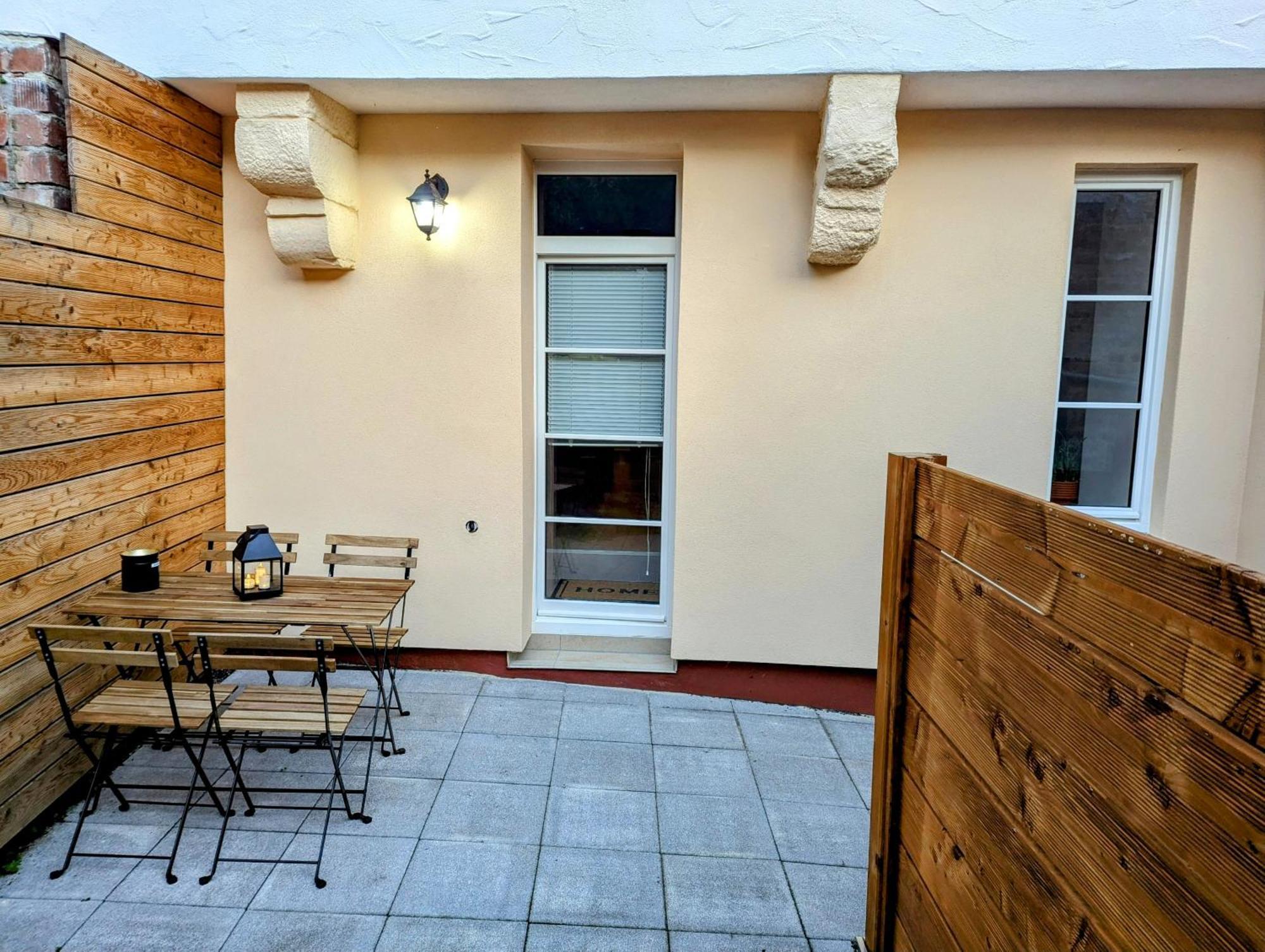 Gemuetliche Oase Im Denkmal Apartment Bonnigheim Exterior foto